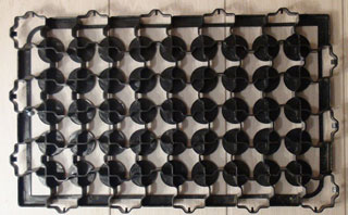Газонная решетка черная (600х400х50)